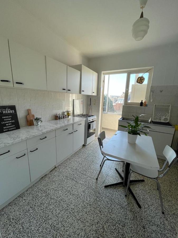 Appartement Dans Un Beau Quartier A Anderlecht بروكسل المظهر الخارجي الصورة